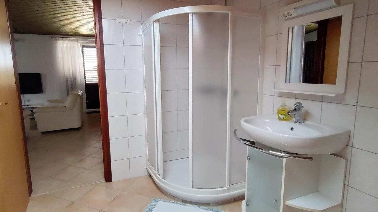 House Elan Daire Kornić Dış mekan fotoğraf